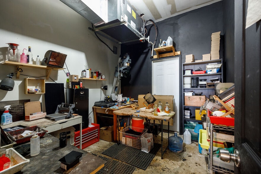 More Photos Of 1521 Hull St, Richmond Storefront Retail Residential For Sale