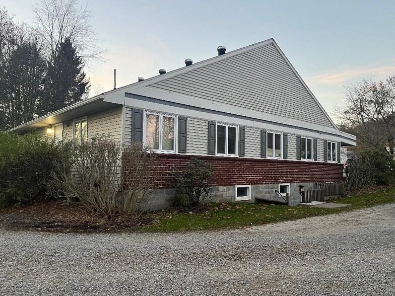 More Photos Of 823 W Spring St, Titusville Medical For Sale