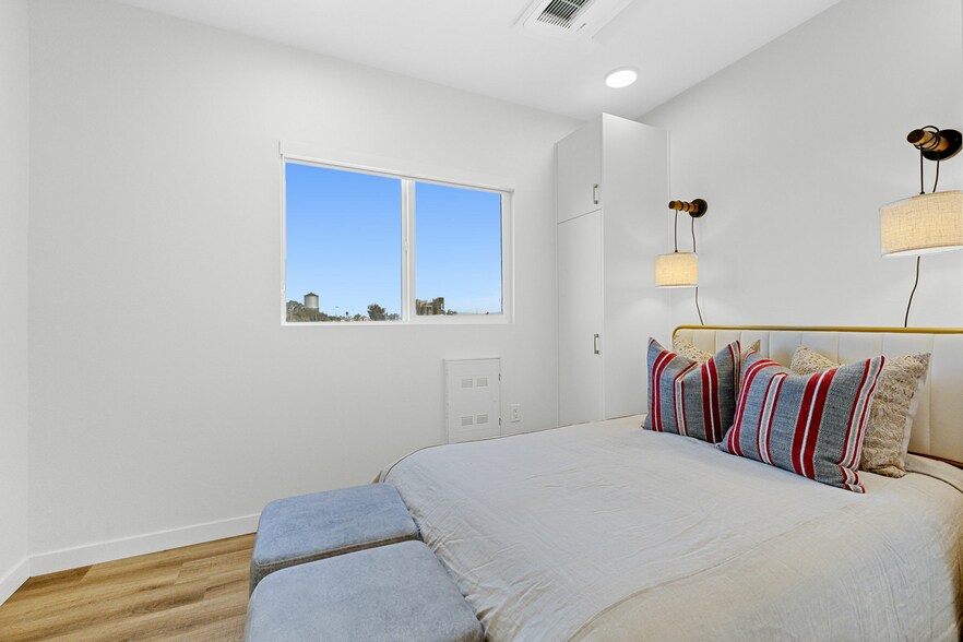 More Photos Of 3943 Oregon St, San Diego Apartments For Sale
