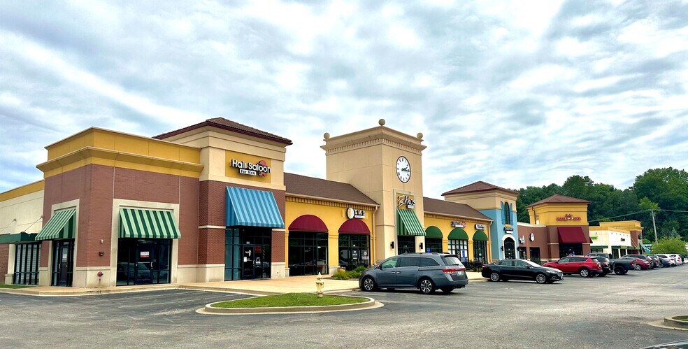More Photos Of 100-164 Chesterfield Commons East Rd, Chesterfield Unknown For Lease