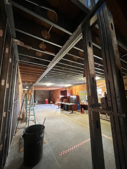 More Photos Of 64-705 Waikelehua Pl, Kamuela Industrial For Lease