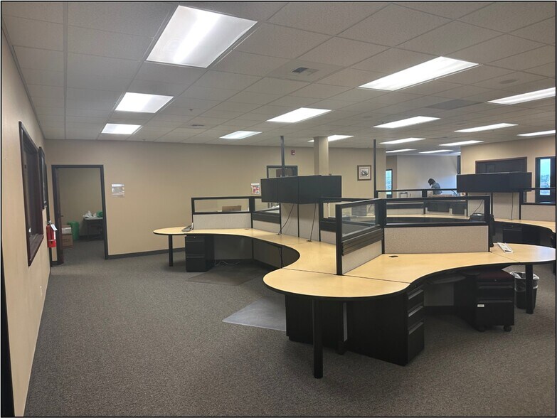 More Photos Of 2675 Palmer St, Missoula Office For Lease