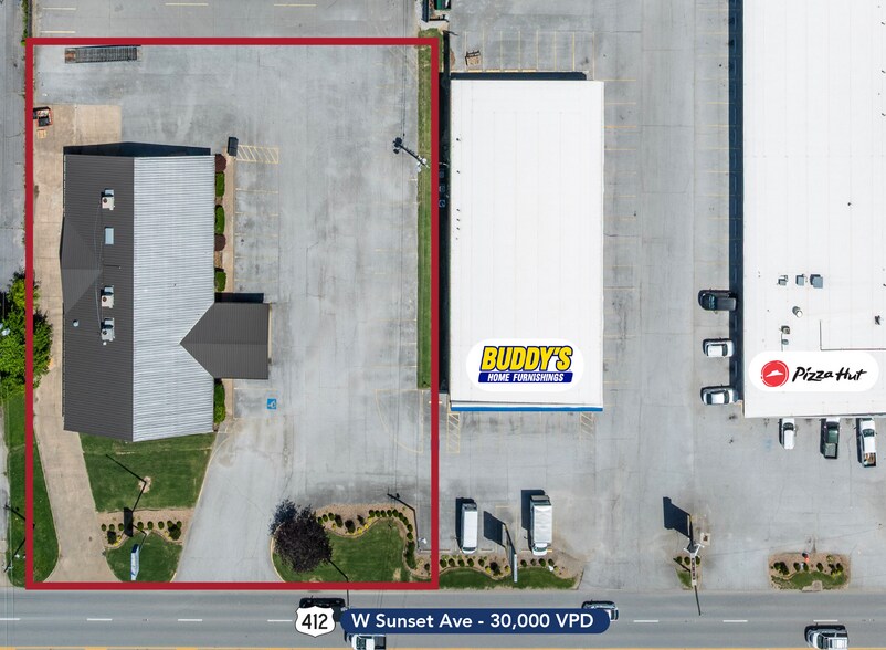 More Photos Of 1860 W Sunset Ave, Springdale Freestanding For Sale