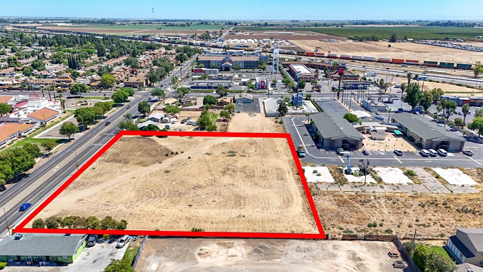 More Photos Of 125 N Parsons Ave, Merced Land For Sale
