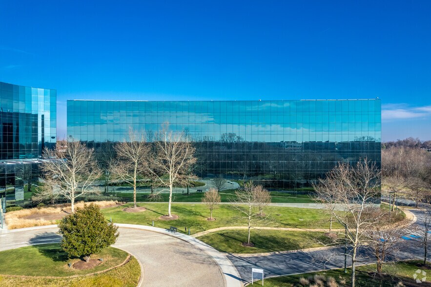 More Photos Of 14200 Shady Grove Rd, Rockville Office For Lease