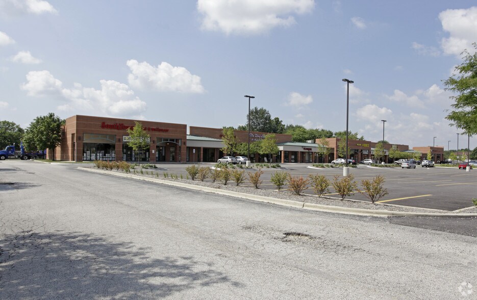 More Photos Of 11925-11981 W 143rd St, Orland Park Unknown For Lease