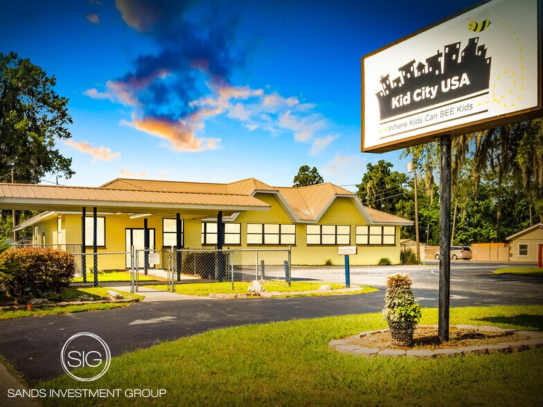 Primary Photo Of 1290 SE Baya Dr, Lake City Daycare Center For Sale