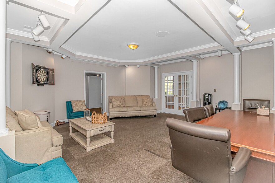 More Photos Of 955 Riverwood Dr, Murrells Inlet Office For Lease