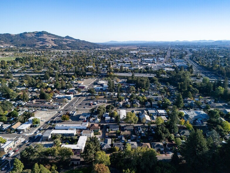 More Photos Of 497 Sebastopol Ave, Santa Rosa Apartments For Sale