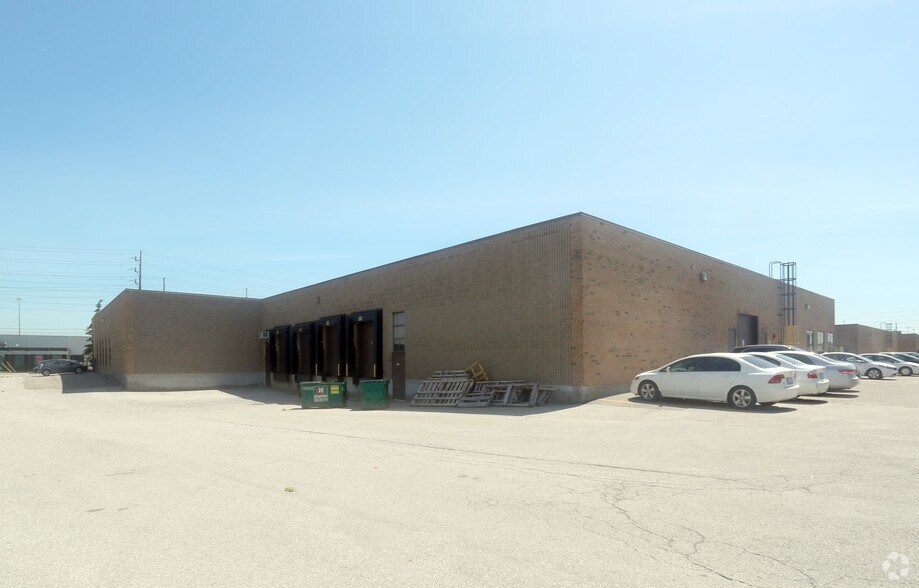 More Photos Of 6300 Northwest Dr, Mississauga Light Distribution For Lease