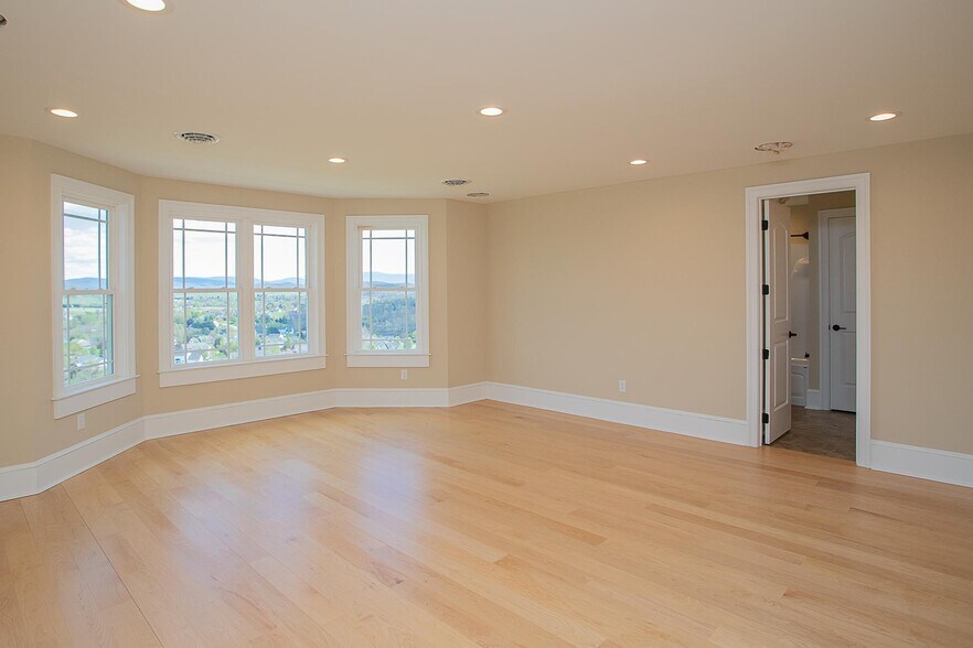 More Photos Of 243 Barrenridge rd, Staunton Specialty For Sale