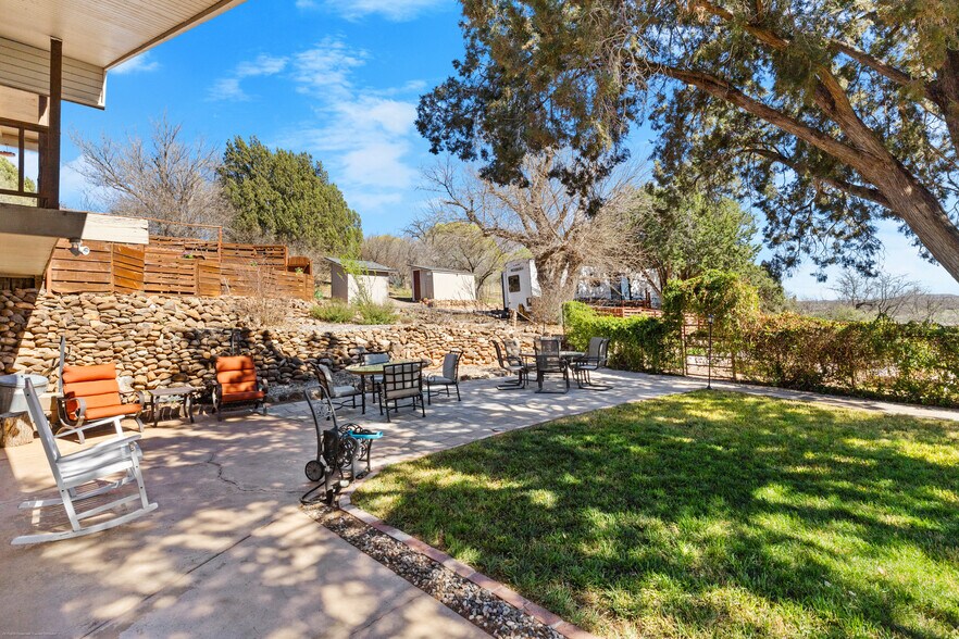 More Photos Of 10580 E Swinging Bridge Ln, Cornville Specialty For Sale
