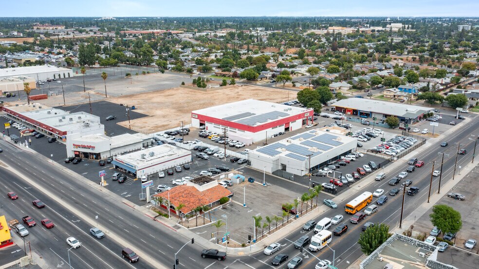 More Photos Of 1821-1825 E Gettysburg Ave, Fresno Service For Lease