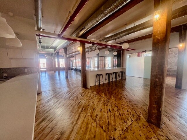 More Photos Of 231 Front St, Brooklyn Office For Lease
