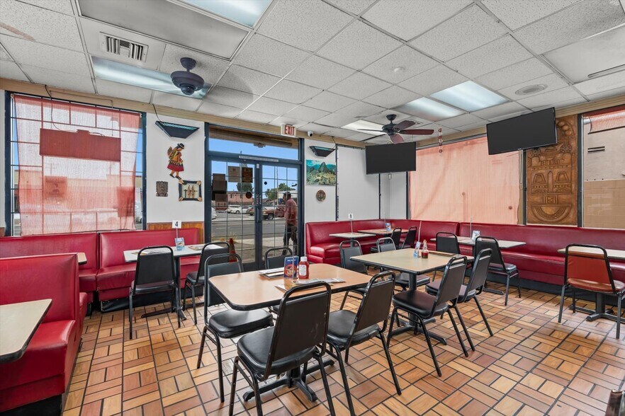 More Photos Of 5991 Atlantic Ave, Long Beach Restaurant For Lease