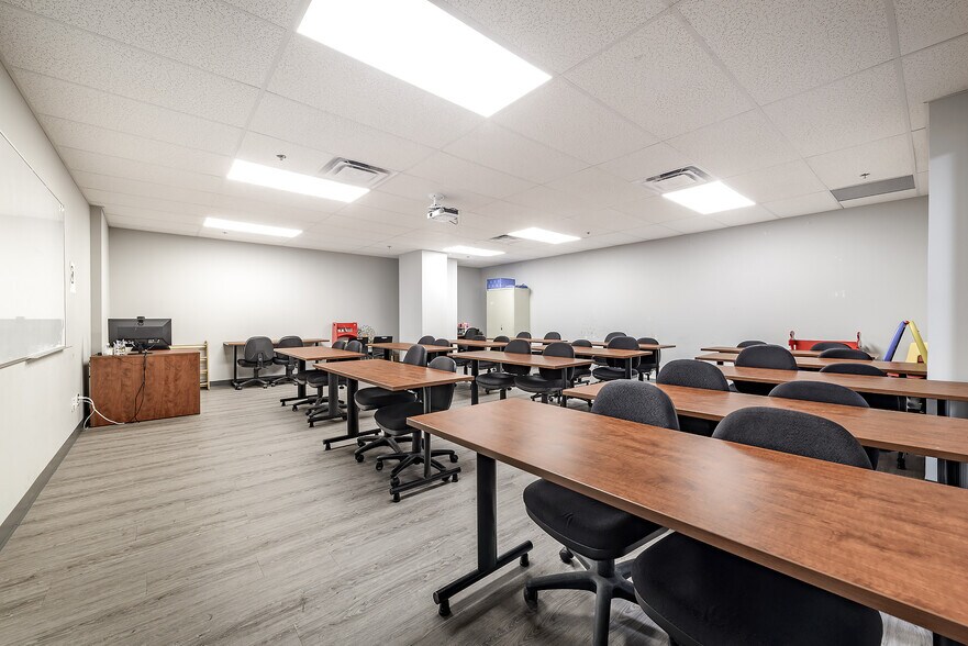More Photos Of 1265 Rue Berri, Montréal Office For Lease
