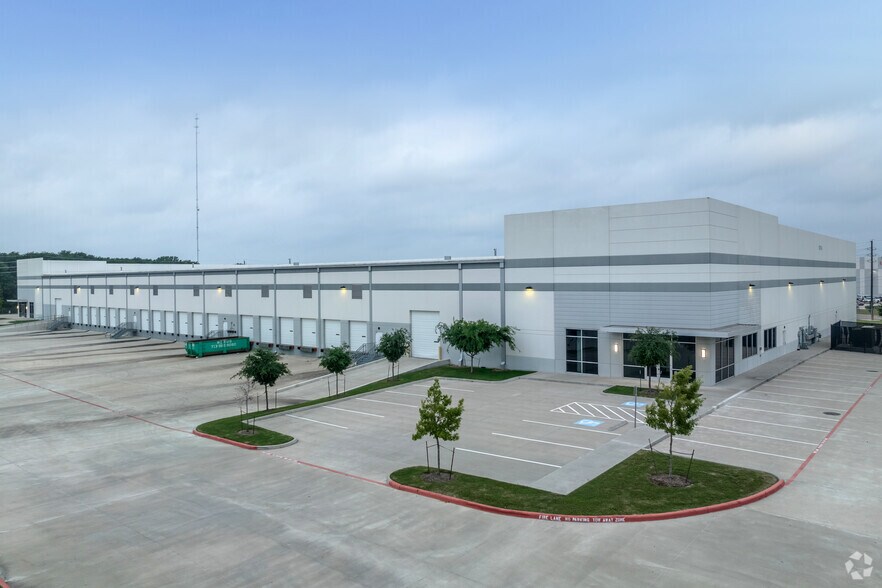 More Photos Of Beltway 8 & SH 249, Houston Unknown For Lease
