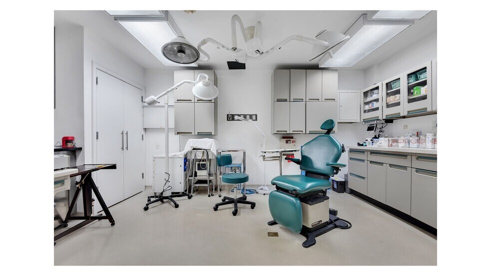 More Photos Of 900 Park Ave, New York Apartments For Sale