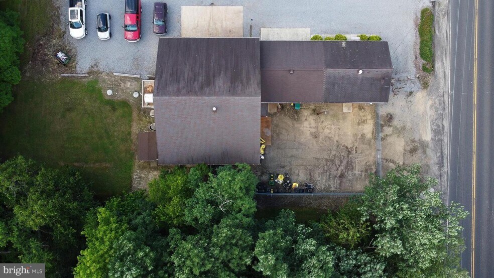 More Photos Of 5373 Chestnut Ave, Vineland Auto Repair For Sale