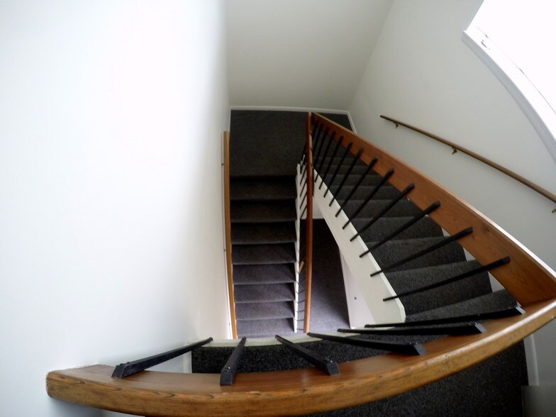 More Photos Of 30 Jackson Rd, Medford Medical For Lease