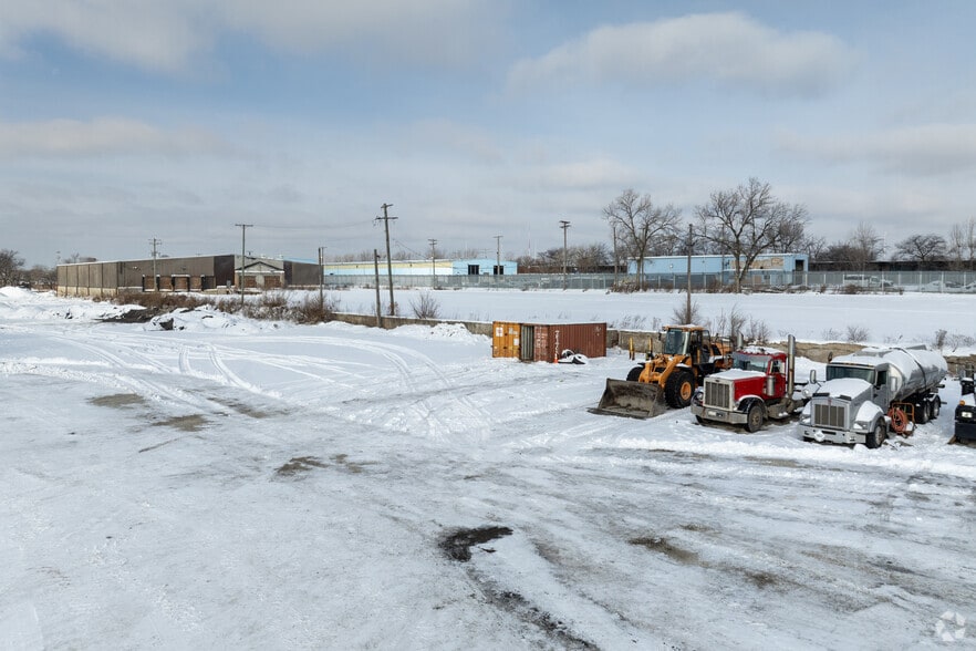 More Photos Of 3710 S California Ave, Chicago Warehouse For Lease