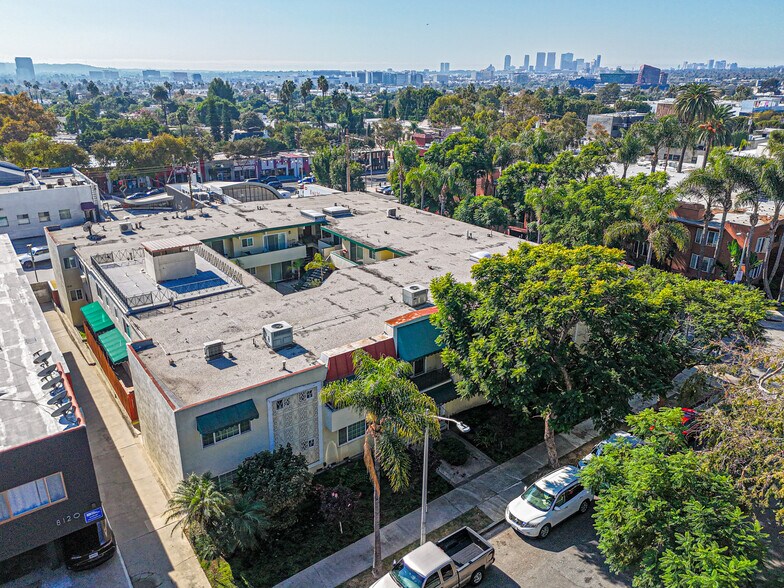More Photos Of 8130 Norton Ave, West Hollywood Apartments For Sale