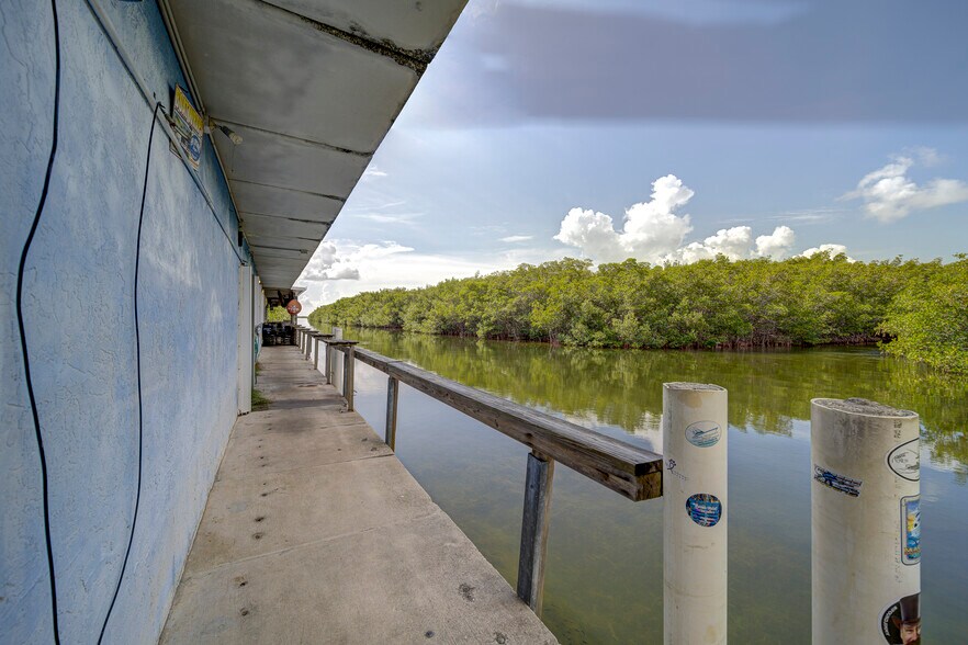 More Photos Of 58000 Card Sound Rd, Key Largo Restaurant For Sale