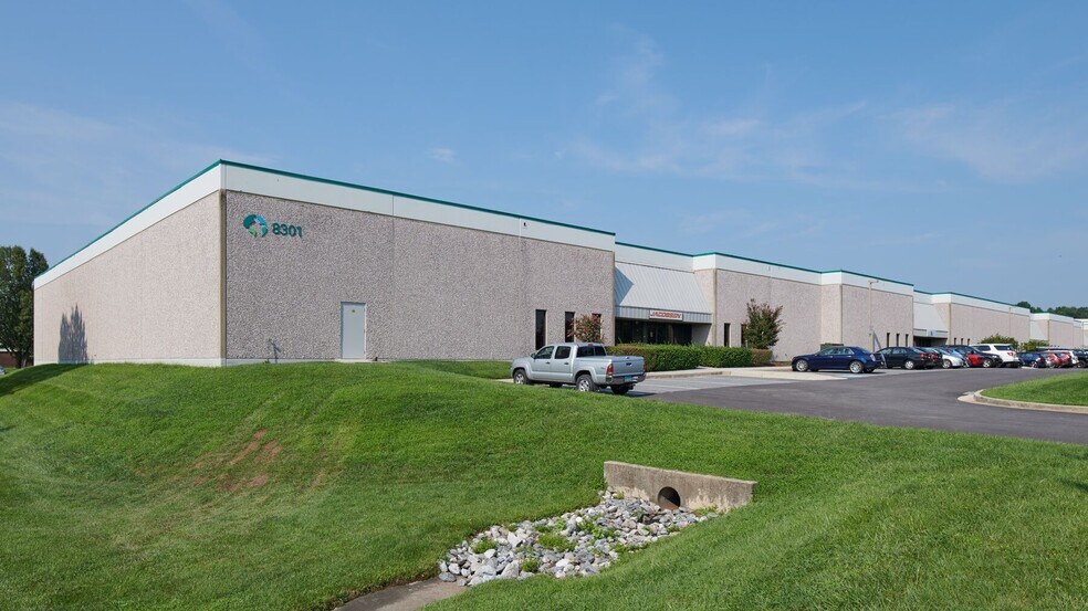 More Photos Of 8301 Patuxent Range Rd, Jessup Warehouse For Lease