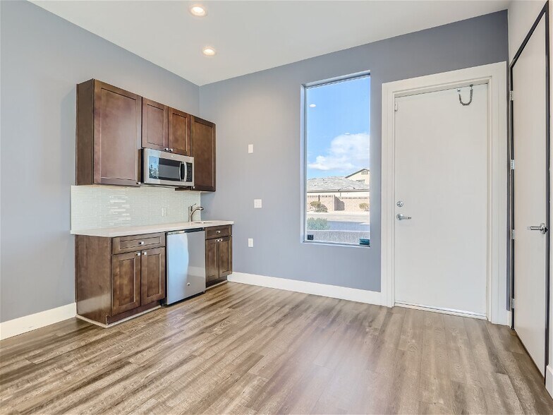 More Photos Of 7336 W Post Rd, Las Vegas Loft Creative Space For Lease