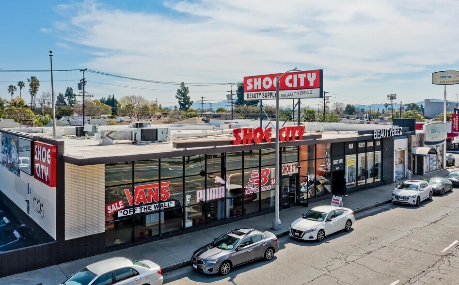More Photos Of 6522-6528 Laurel Canyon Blvd, North Hollywood Storefront For Lease
