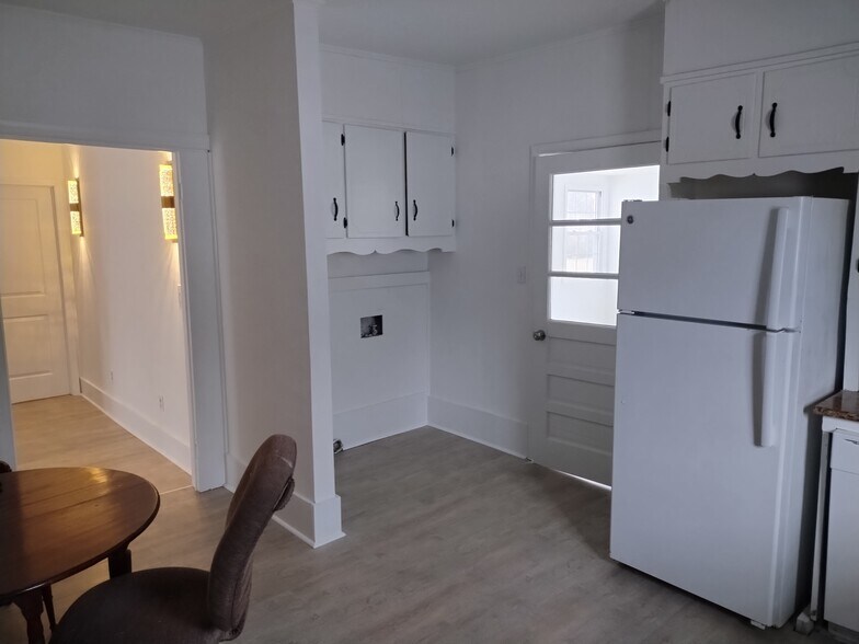 More Photos Of 119 W Main St, Youngsville Freestanding For Lease