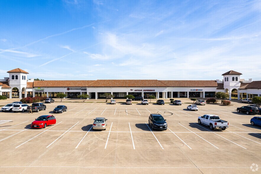 More Photos Of 5800 N Interstate 35, Denton Unknown For Lease
