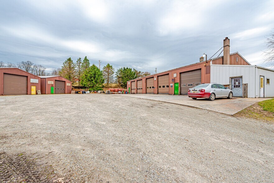 More Photos Of 175 Mount Joy Rd, Mount Pleasant Industrial For Sale