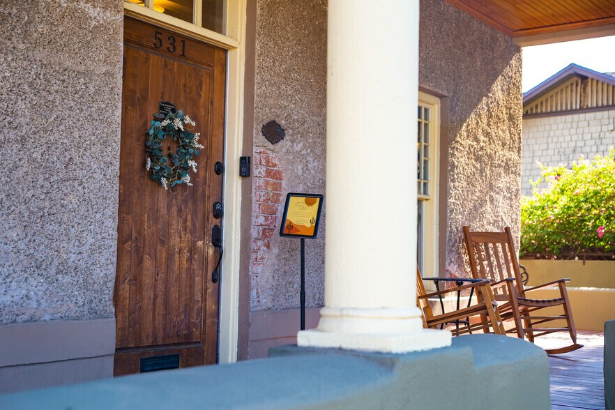 More Photos Of 531 E Lynwood St, Phoenix Office Residential For Sale