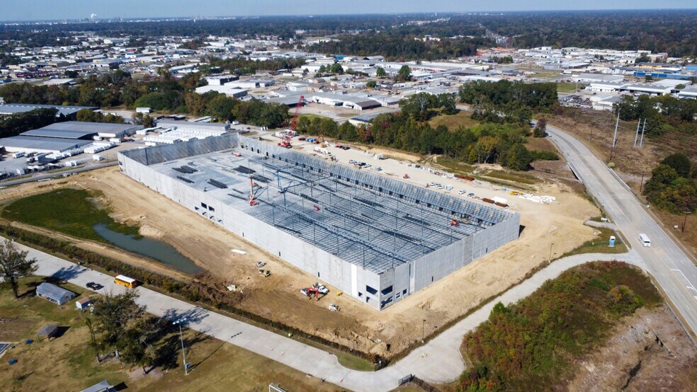 Primary Photo Of 8800 Tom Dr, Baton Rouge Distribution For Lease