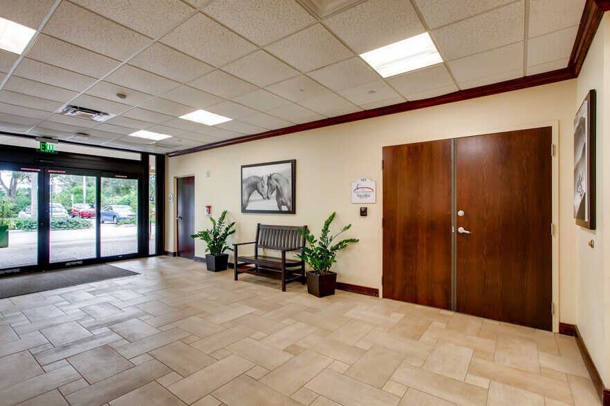 More Photos Of 12989 Southern Blvd, Loxahatchee Unknown For Lease