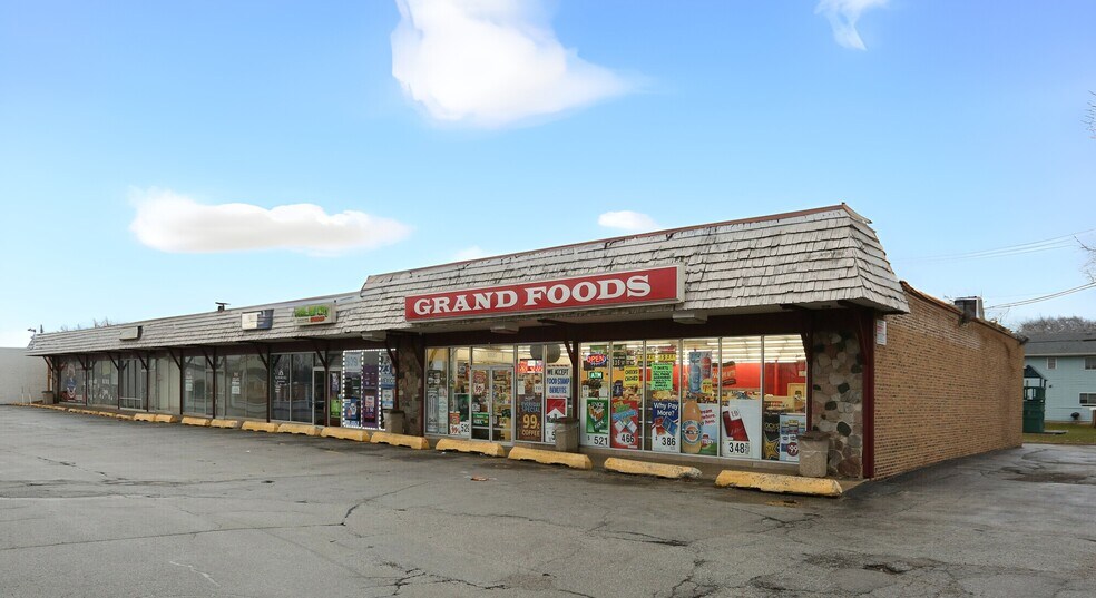 More Photos Of 6823-6837 Grand Ave, Hammond Unknown For Lease