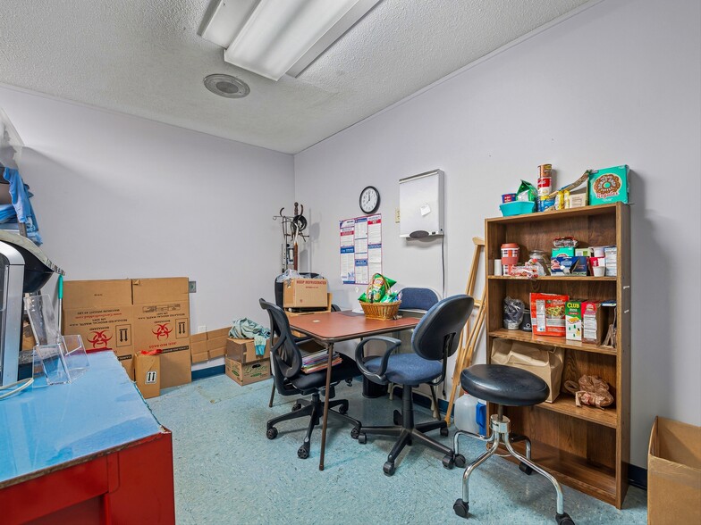 More Photos Of 5 Doctors Park, Asheville Medical For Lease