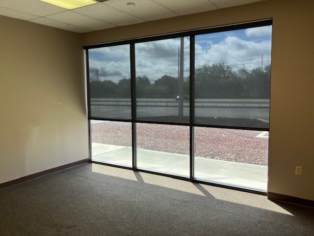 More Photos Of 4612 N 56th St, Tampa Research And Development For Lease