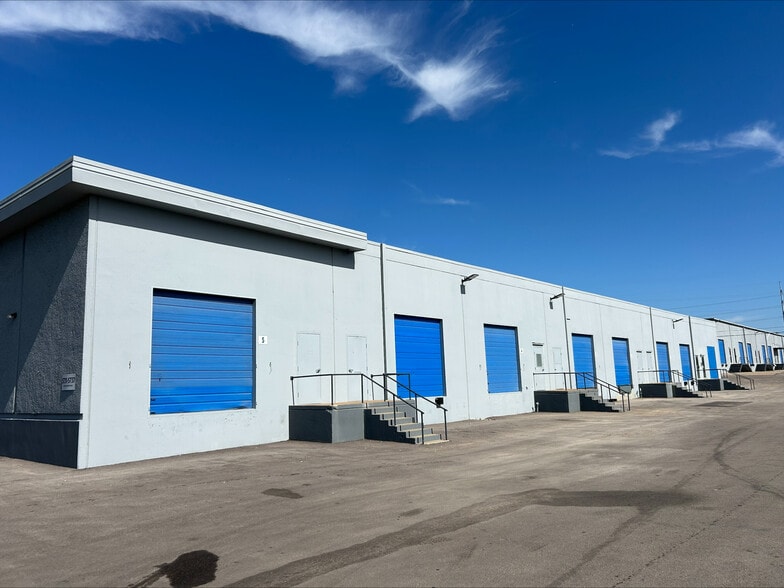 More Photos Of 5721 E Rosedale St, Fort Worth Unknown For Lease