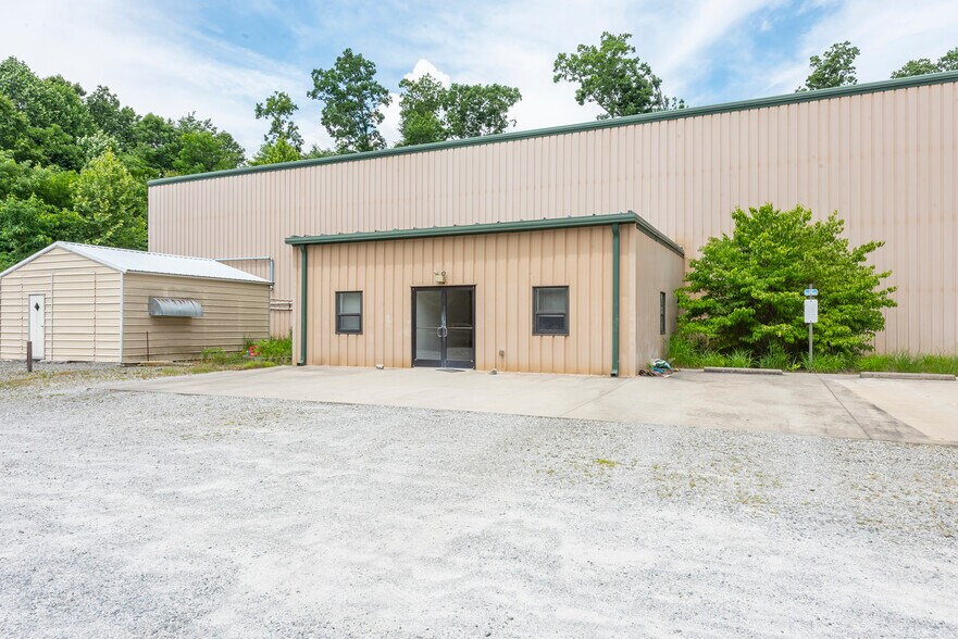 More Photos Of 45 Spiral Rd, Arden Warehouse For Sale