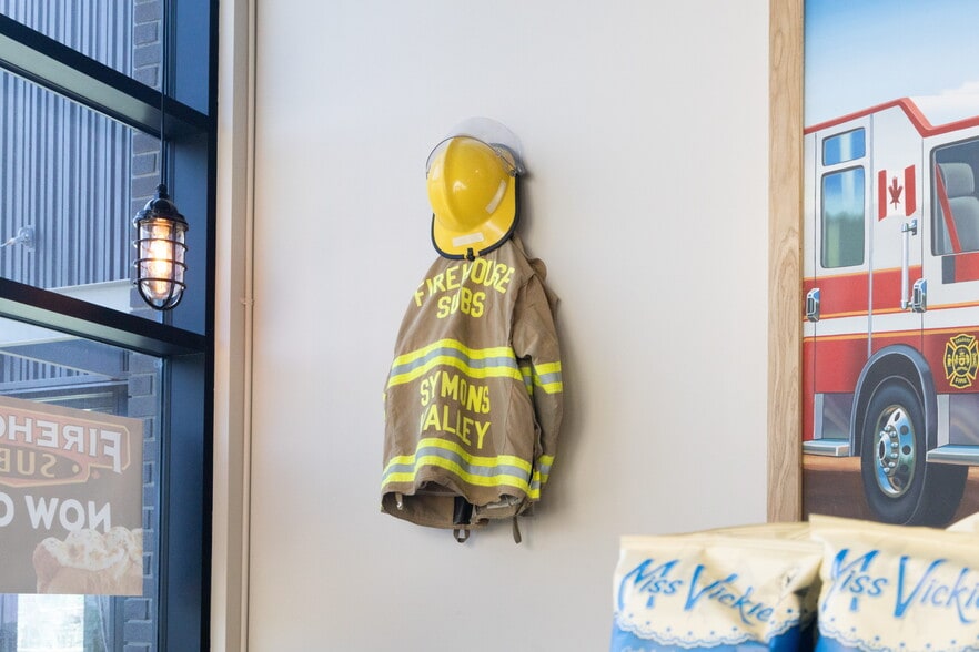 More Photos Of 230 Sage Hill Blvd NW, Calgary Unknown For Lease