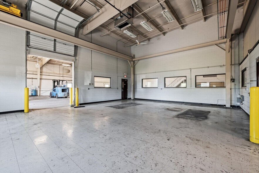 More Photos Of 69150 Skinner Dr, Richmond Warehouse For Sale