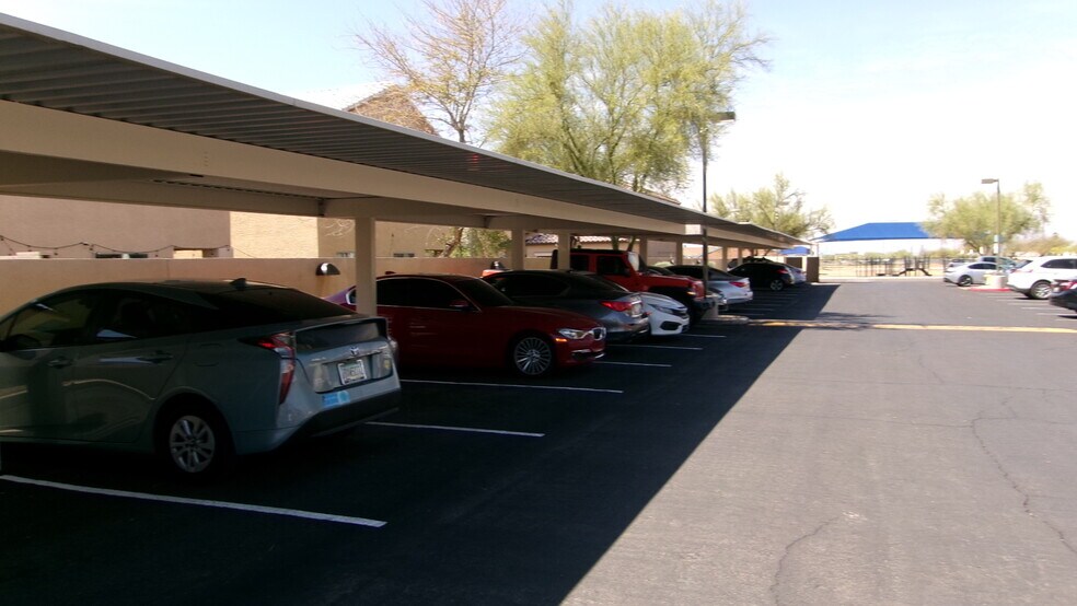 More Photos Of 10265 W Camelback Ave, Phoenix Office For Lease