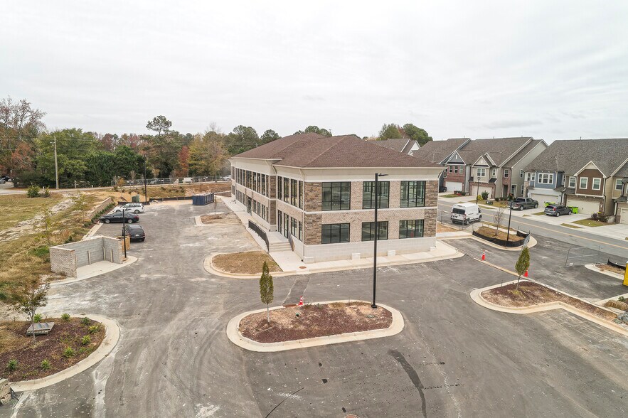 More Photos Of 500 Wayland Grove Ln, Apex Medical For Lease