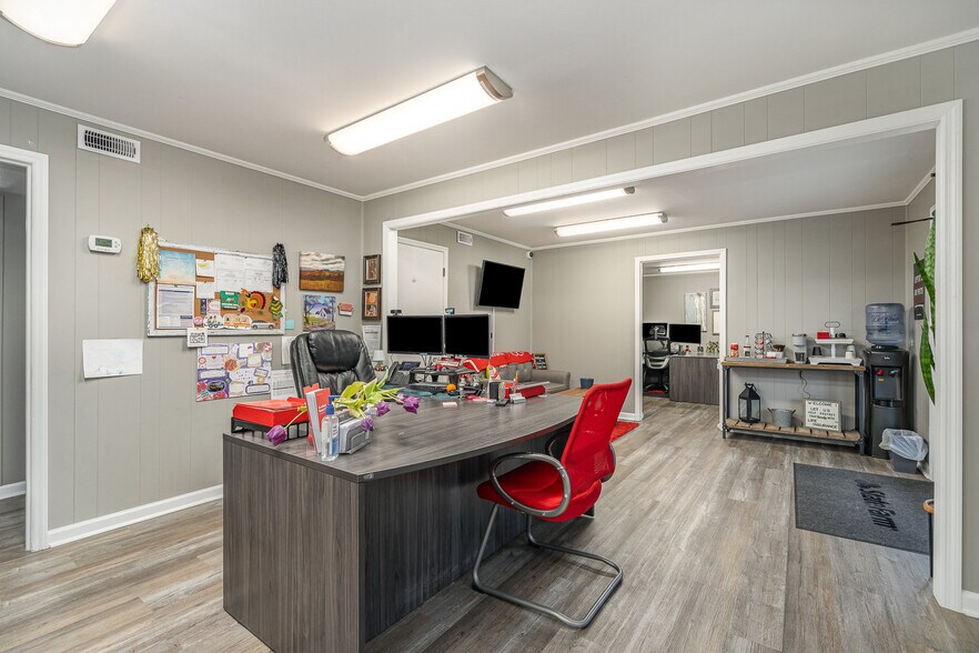 More Photos Of 1752 Country Club Rd, Gastonia Office Residential For Sale