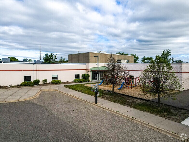 More Photos Of 13001 NE Central Ave, Blaine Freestanding For Lease