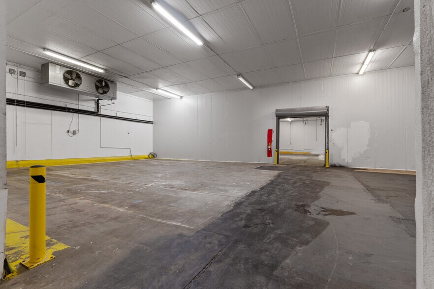 More Photos Of 25 Word St, Fairburn Warehouse For Sale