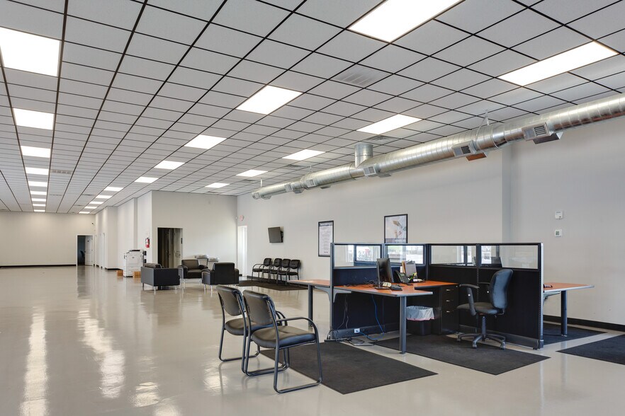 More Photos Of 709 Carnegie Pl, Greensboro Freestanding For Lease