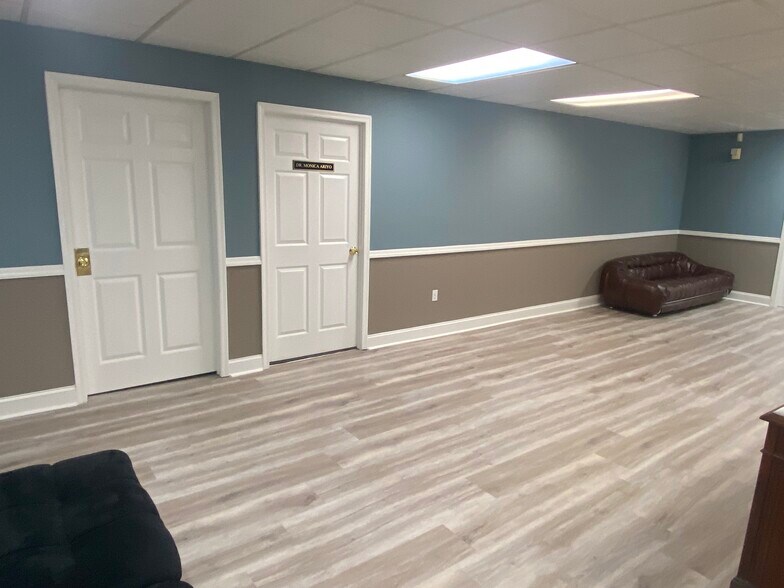 More Photos Of 795 Parkway Ave, Ewing Office For Lease